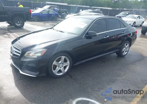 2014 Mercedes-Benz E 350 z USA, uszkodzony, nr VIN WDDHF5KB2EA864665